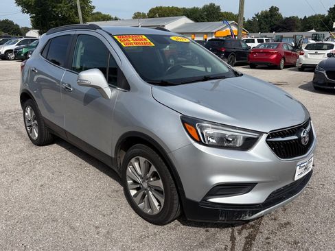 Used 2019 Buick Encore Preferred FWD image 1