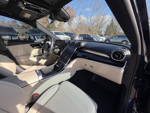 Used 2022 Mercedes-Benz C 300 4MATIC Sedan image 29