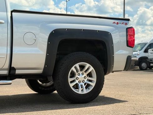 Used 2017 Chevrolet Silverado 1500 LT w/ All Star Edition AWD/4WD image 38