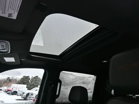 Used 2024 Chevrolet Silverado 3500 High Country w/ Technology Package image 21