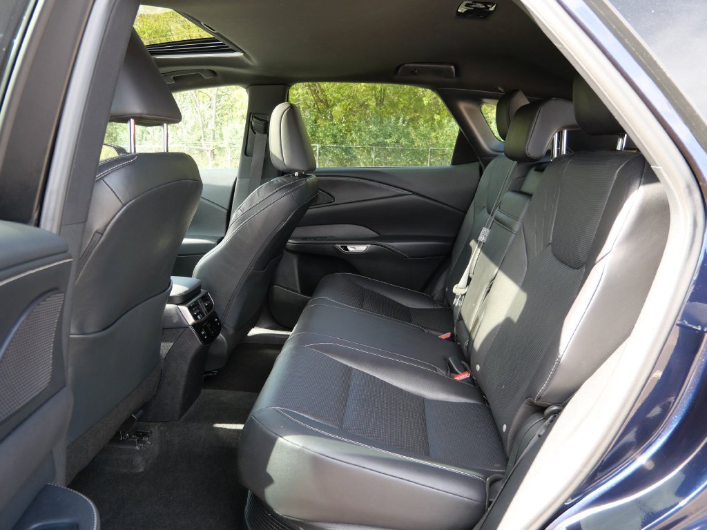 Used 2024 Lexus RX 350 w/ Convenience Package AWD/4WD image 11