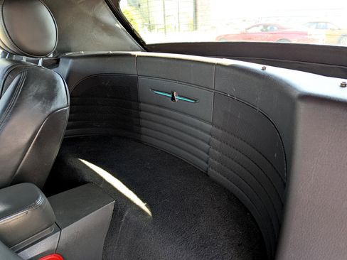 Used 2002 Ford Thunderbird image 35