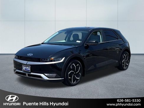 Certified 2024 Hyundai Ioniq 5 SEL RWD image 1