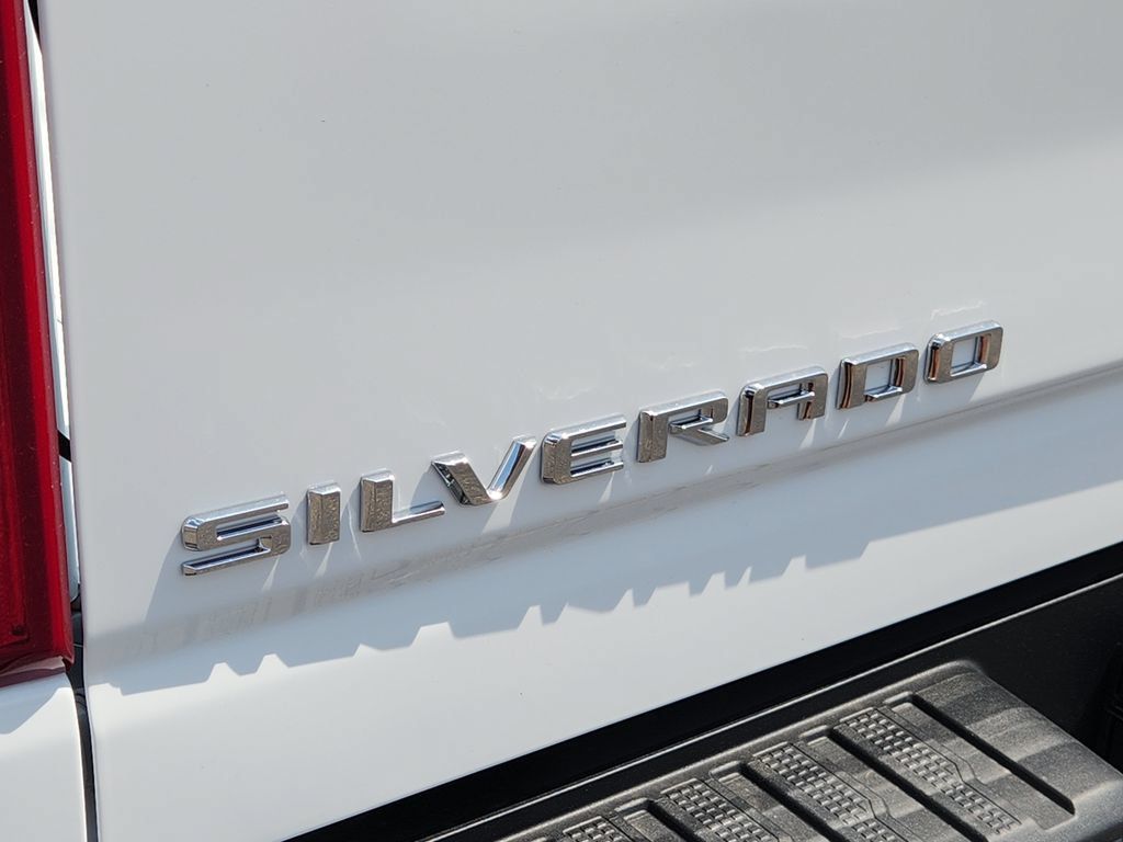New 2026 Chevrolet Silverado 2500 Custom RWD image 8