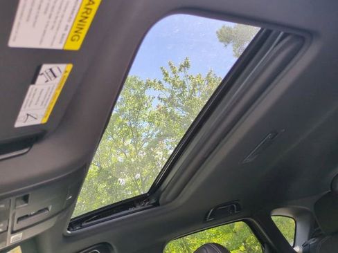 New 2025 MAZDA CX-5 Signature image 19