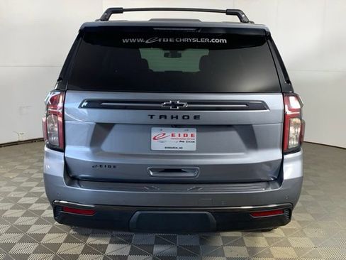 Used 2021 Chevrolet Tahoe Z71 w/ Luxury Package AWD/4WD image 17
