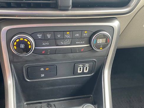 Used 2021 Ford EcoSport SE w/ SE Convenience Package FWD image 17
