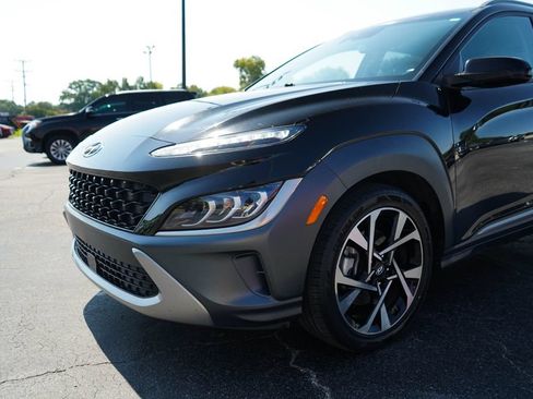 Used 2023 Hyundai Kona Limited FWD image 17