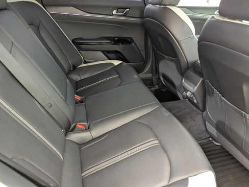 Used 2025 Kia K5 GT-Line image 13