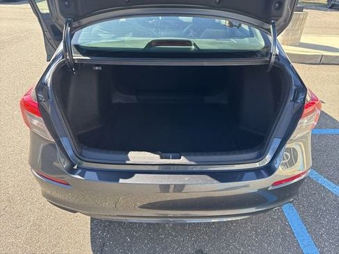 Used 2022 Honda Civic Sport image 17