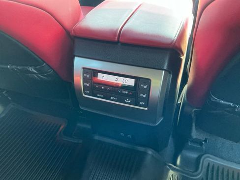 Used 2023 Lexus GX 460 Luxury w/ Sport Design Package image 20