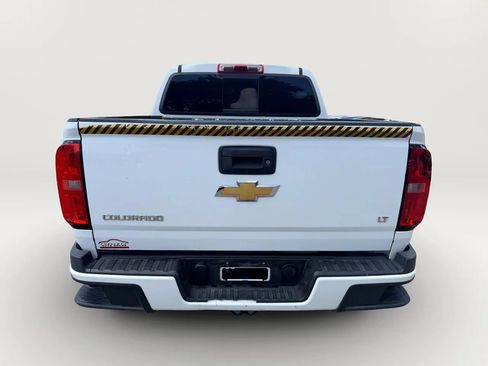 Used 2016 Chevrolet Colorado LT w/ LT Convenience Package RWD image 7