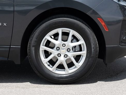 Used 2022 Chevrolet Equinox LS FWD image 12