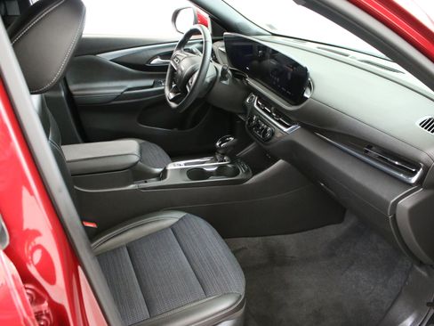 Certified 2024 Buick Envista Preferred w/ Convenience I Package FWD image 28