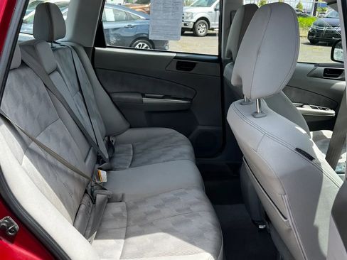 Used 2010 Subaru Forester 2.5X AWD/4WD image 14