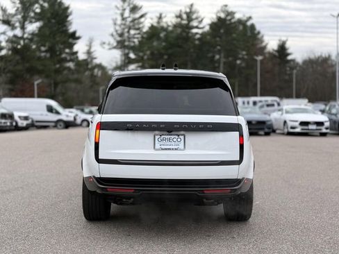 Used 2025 Land Rover Range Rover Long Wheelbase SE image 3
