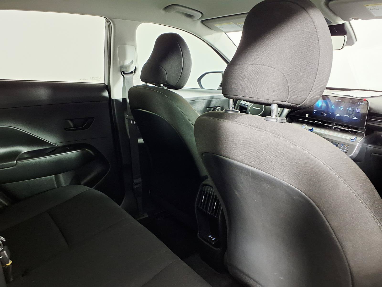 Certified 2024 Hyundai Kona SEL FWD image 11