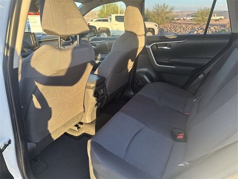 Used 2019 Toyota RAV4 XLE image 29