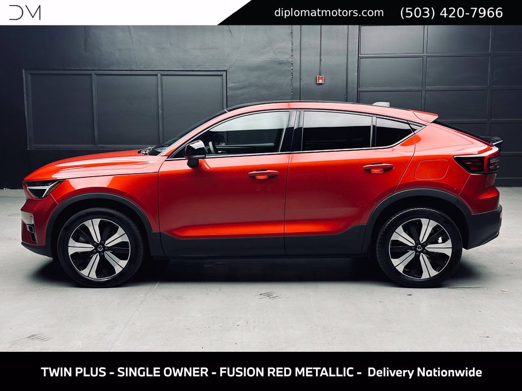 Used 2023 Volvo C40 P8 Recharge Plus w/ Climate Package AWD/4WD image 4