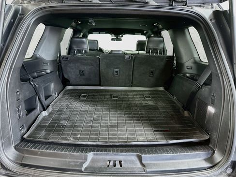 Used 2018 Ford Expedition XLT w/ Equipment Group 202A AWD/4WD image 25