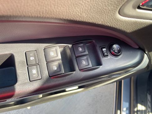 Used 2021 Chevrolet Colorado Z71 RWD image 22