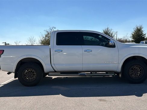 Used 2023 Nissan Titan Platinum Reserve w/ Moonroof Package image 4