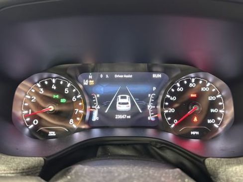 Used 2024 Jeep Compass Latitude image 7