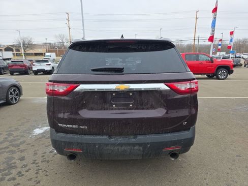 Used 2018 Chevrolet Traverse LT image 9