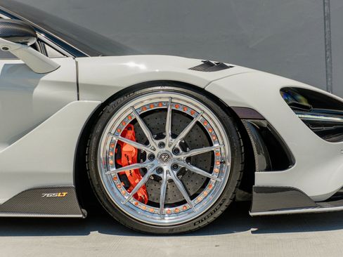 Used 2022 McLaren 765LT RWD image 47