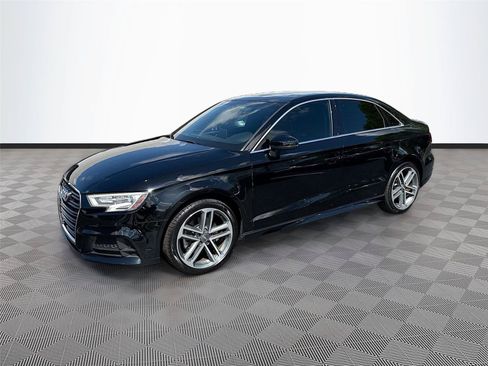 Used 2018 Audi A3 2.0T Premium Plus w/ Premium Plus Package FWD image 3