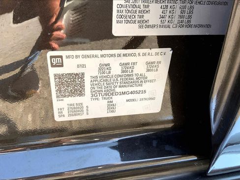 Used 2021 GMC Sierra 1500 SLT w/ SLT Premium Package AWD/4WD image 37