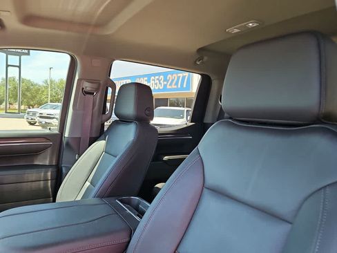 Used 2024 Chevrolet Silverado 1500 LT w/ Leather Package RWD image 15
