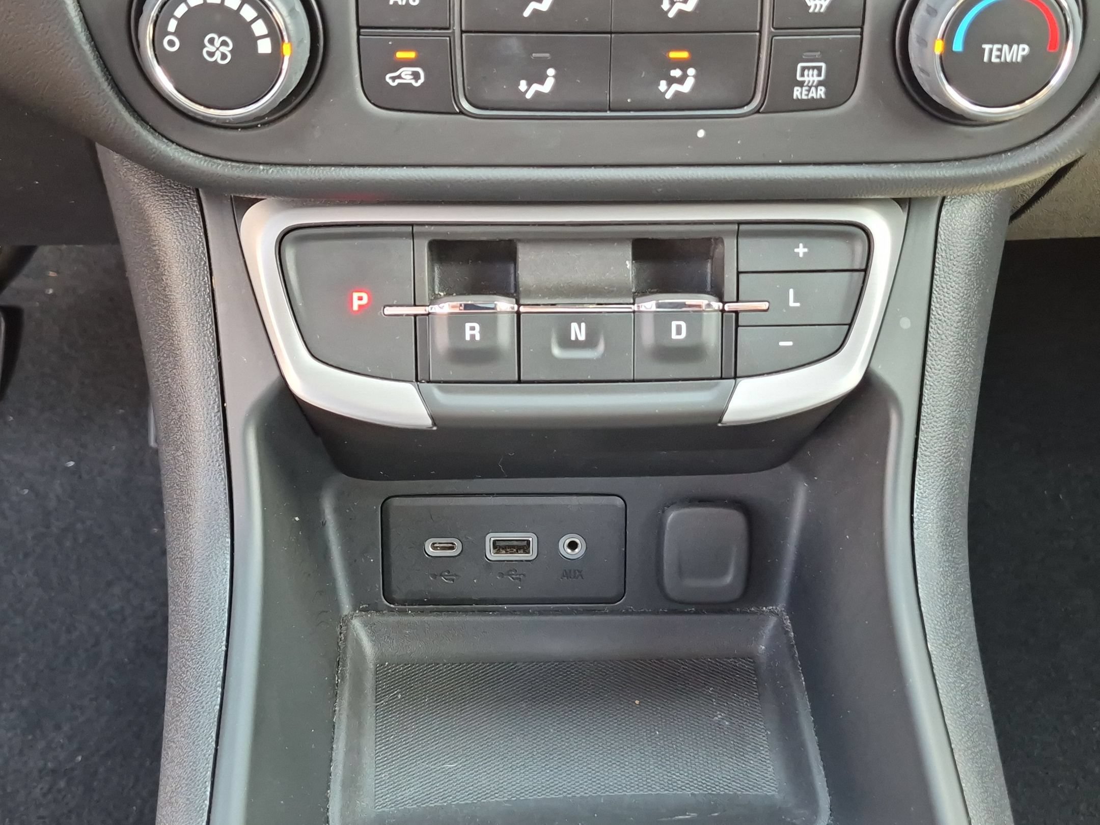 Certified 2023 GMC Terrain SLE FWD image 14