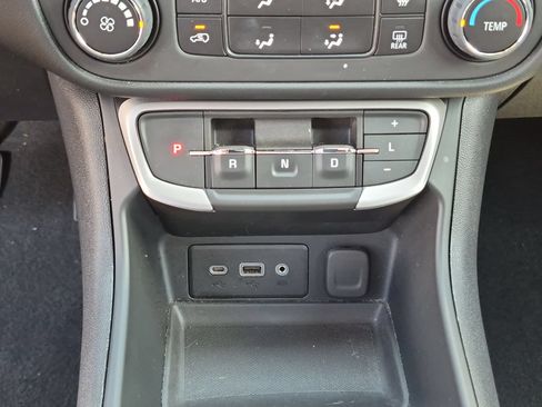 Certified 2023 GMC Terrain SLE FWD image 14