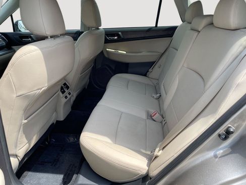 Used 2015 Subaru Outback 2.5i Limited AWD/4WD image 23