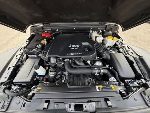 Used 2021 Jeep Gladiator Rubicon AWD/4WD image 27