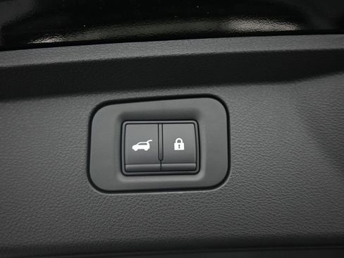 New 2026 Nissan Armada Platinum image 13