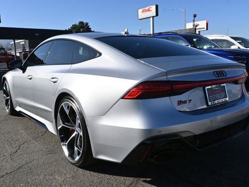 Used 2024 Audi RS 7 Performance image 14