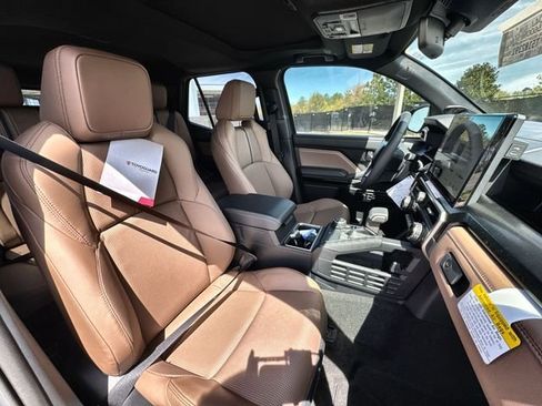 New 2026 Toyota 4Runner Limited image 33