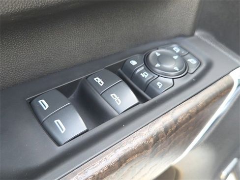 Used 2023 GMC Sierra 2500 Denali w/ Denali Ultimate Package image 21