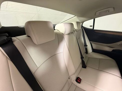 New 2025 Lexus ES 350 w/ Premium Package image 27