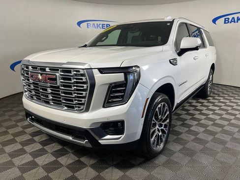Used 2025 GMC Yukon XL Denali w/ Denali Reserve Package AWD/4WD image 1