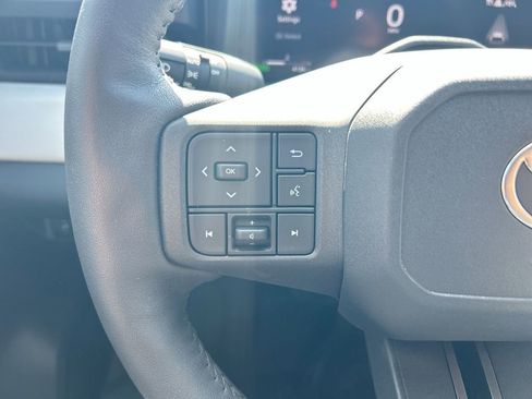 Used 2026 Toyota RAV4 Limited AWD/4WD image 25
