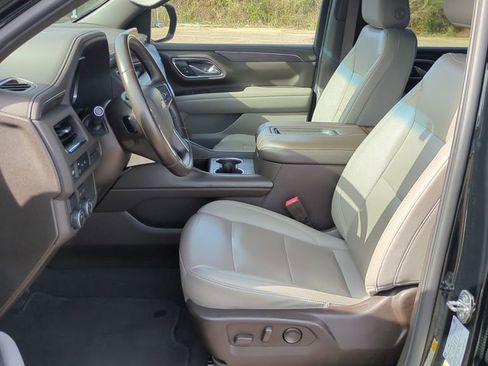 Used 2023 Chevrolet Tahoe LT RWD image 11