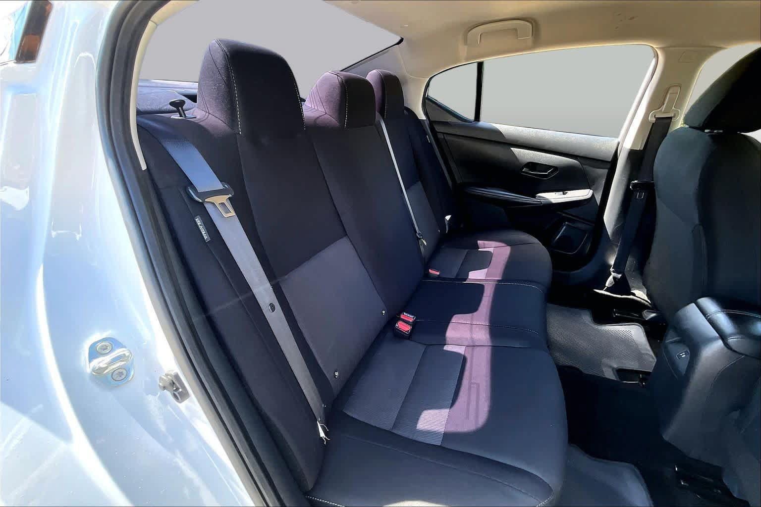Used 2024 Nissan Sentra SV FWD image 19