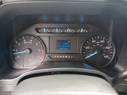 Used 2017 Ford F250 XL w/ Power Equipment Group AWD/4WD image 13