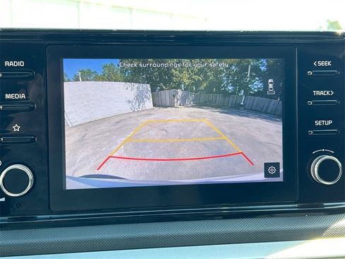 Used 2023 Kia K5 LXS image 11