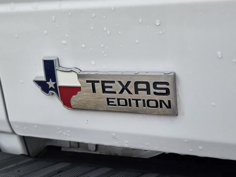 Used 2013 Ford F150 XLT w/ XLT Chrome Pkg RWD image 12