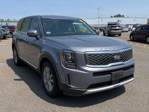 Used 2020 Kia Telluride LX AWD/4WD image 1