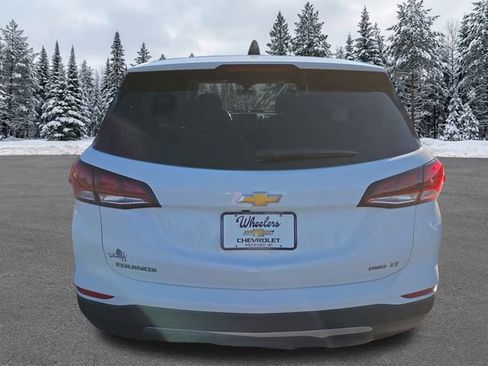 Used 2024 Chevrolet Equinox LT image 4
